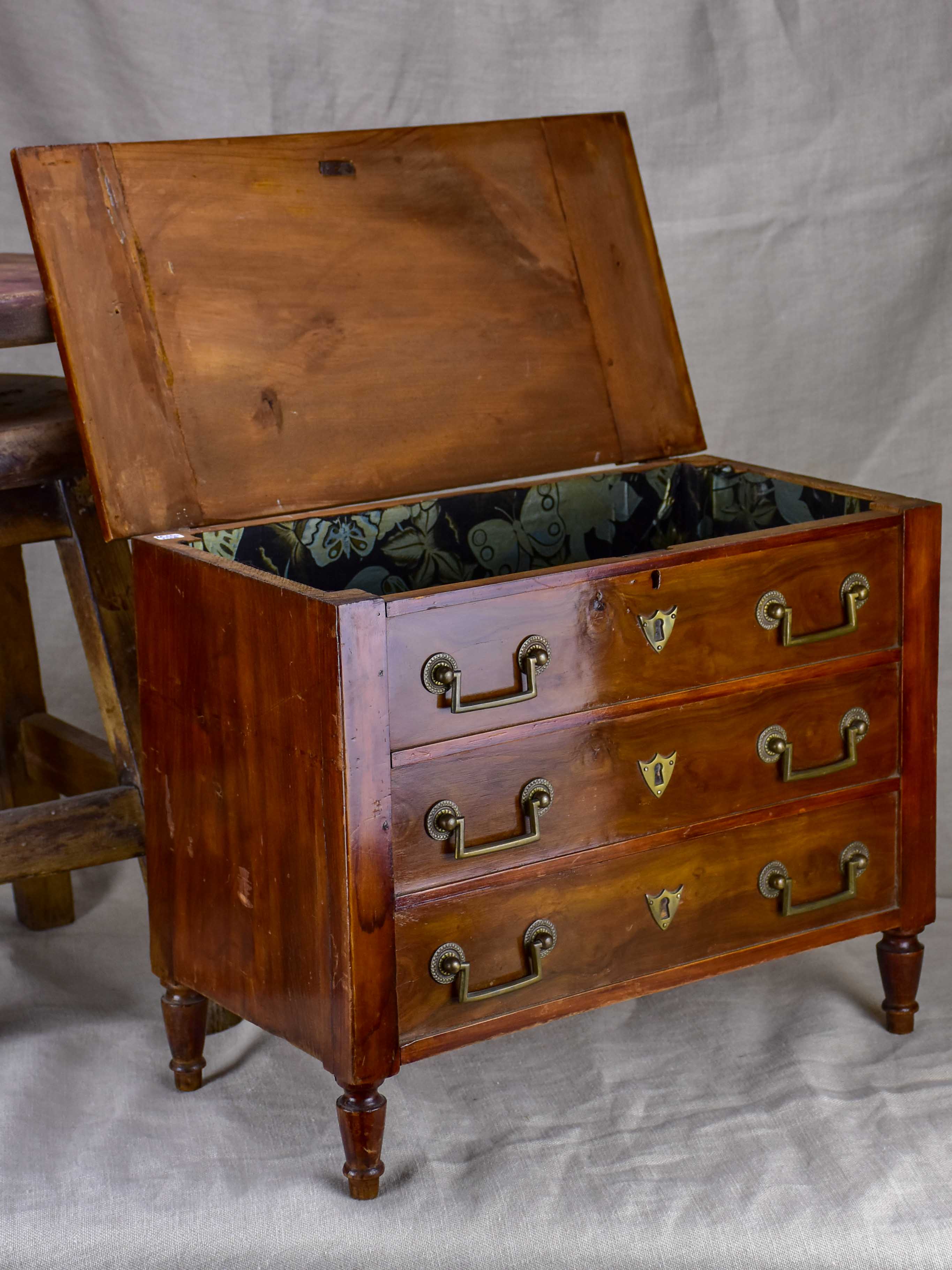 Antique French miniature commode de maîtrise