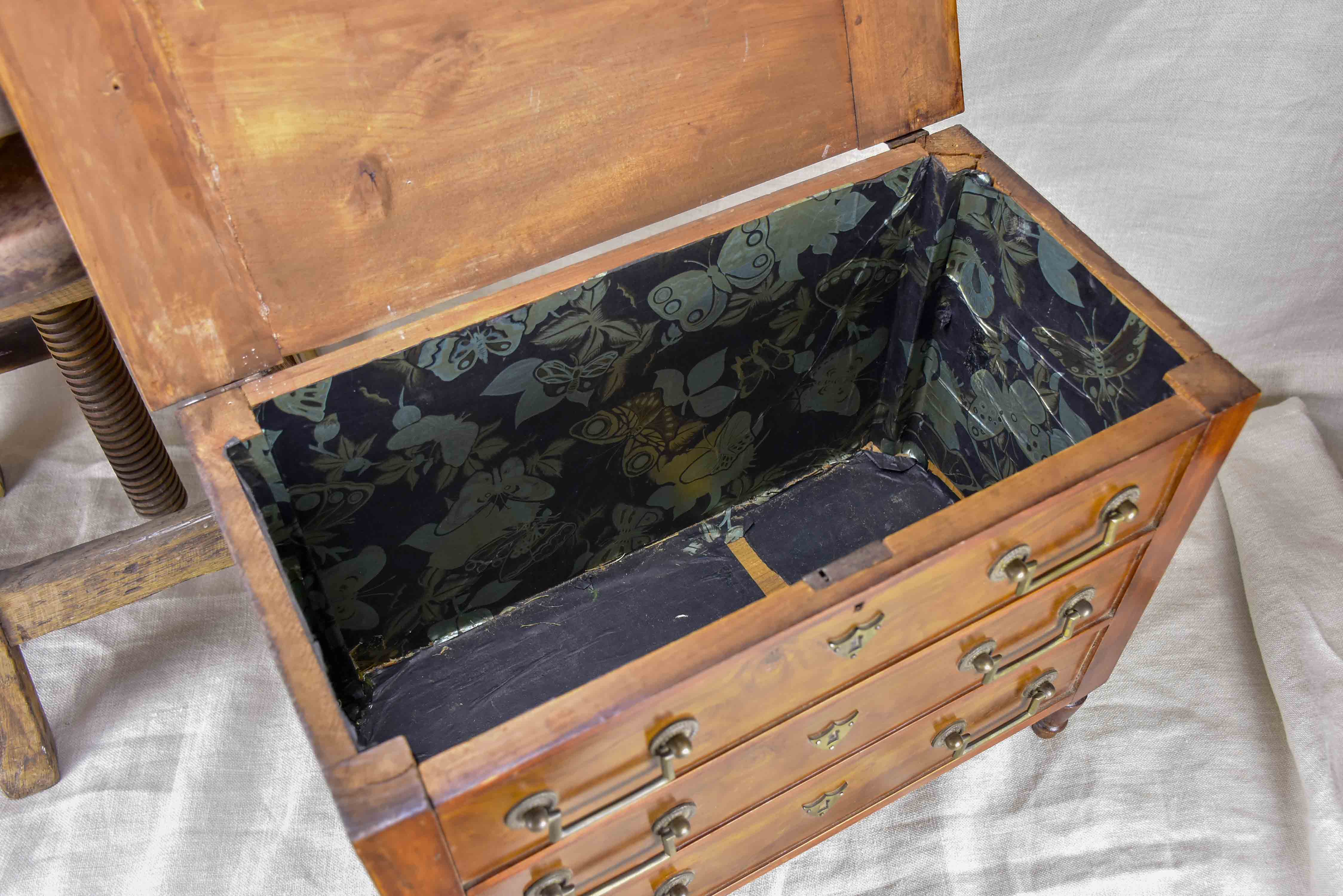 Antique French miniature commode de maîtrise