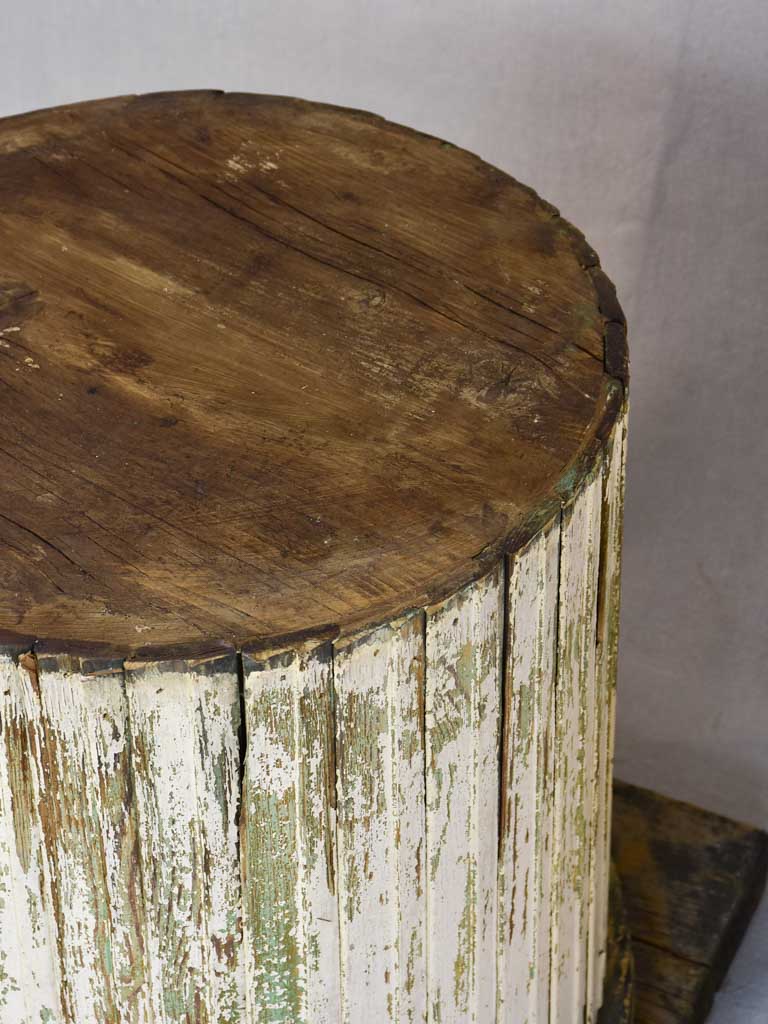 Pair of column-shaped wooden display pedestals 20½"