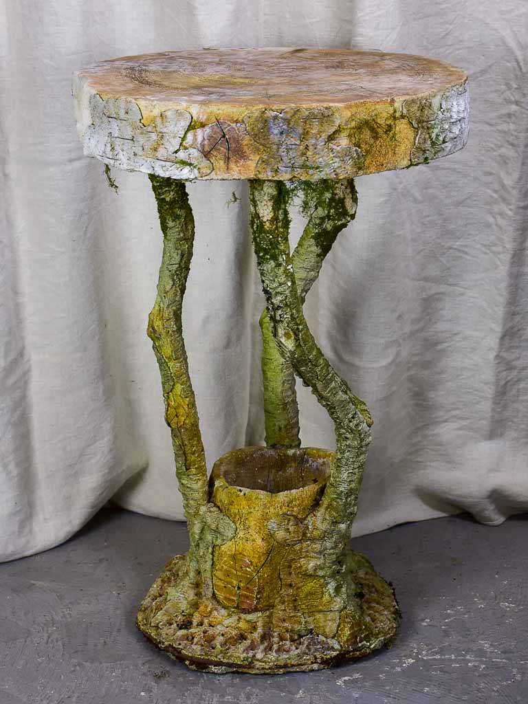Faux bois garden table with planter