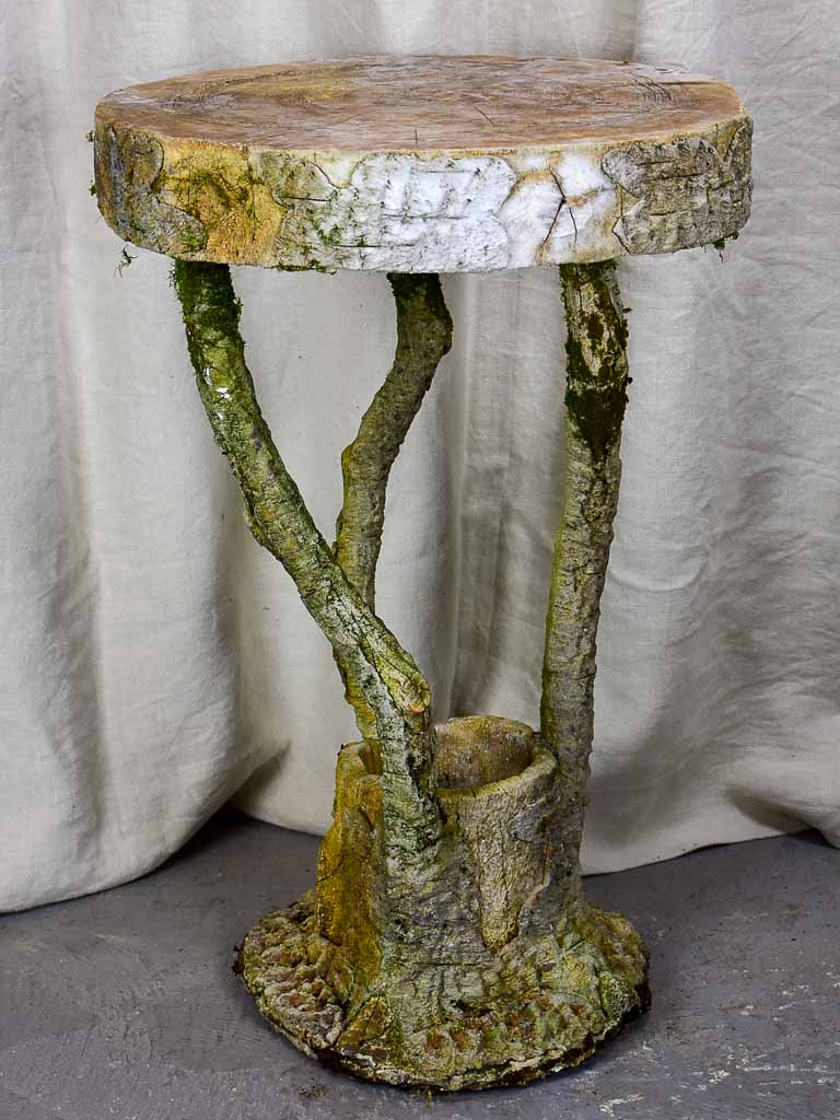 Faux bois garden table with planter
