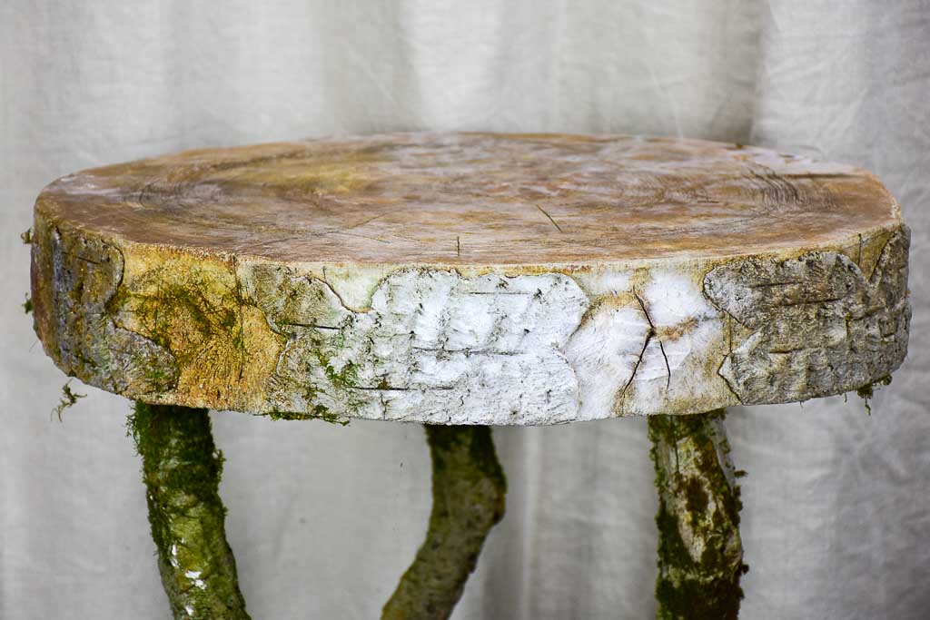 Faux bois garden table with planter