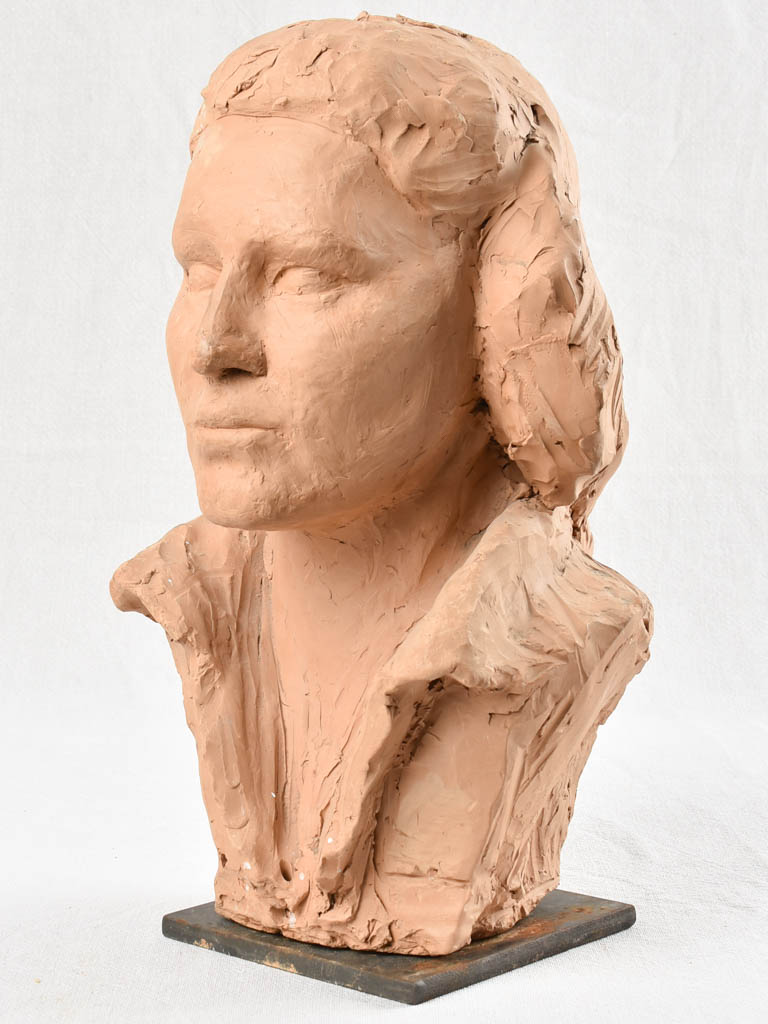 Delicate clay reproduction Spinelli's family