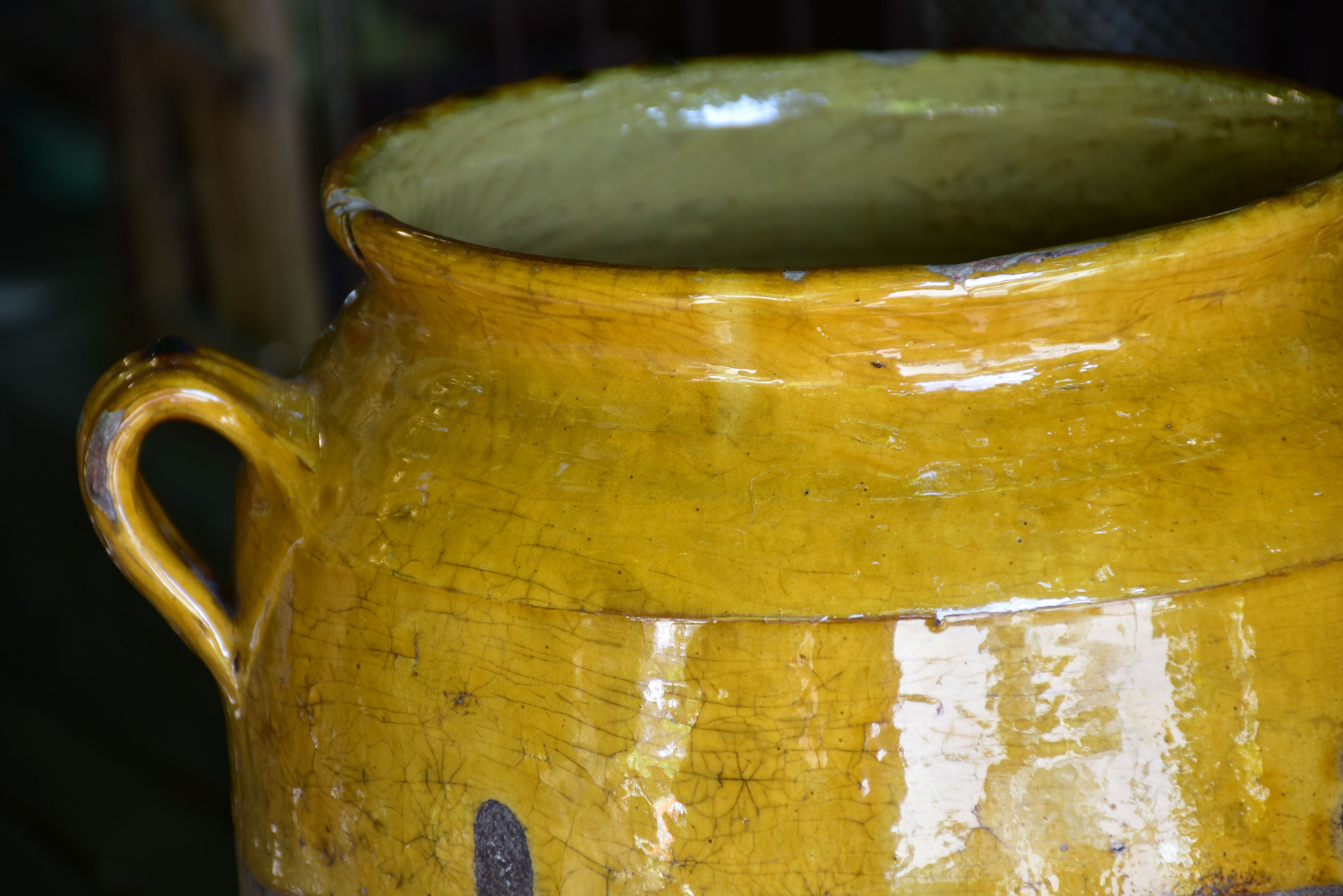 Large 19th century confit pot with ochre glaze