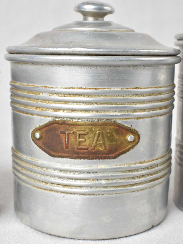 Set of 5 vintage kitchen canisters 6¾"