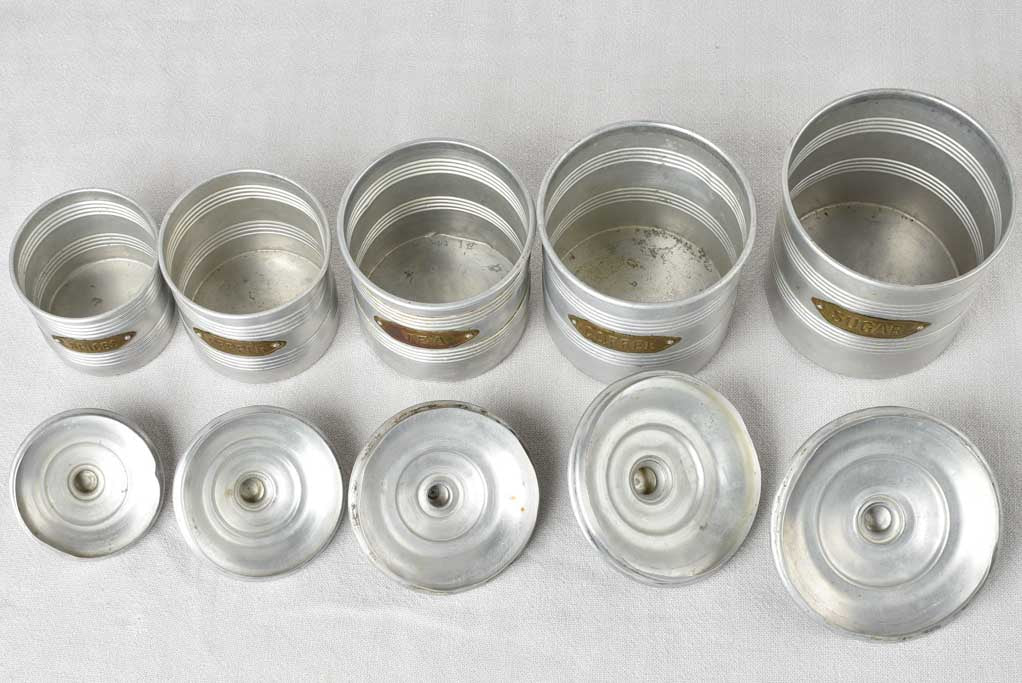 Set of 5 vintage kitchen canisters 6¾"