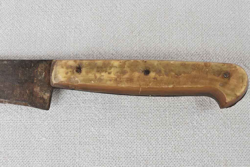 Pair of 18th century carving knives w/ horn handles 15¼"