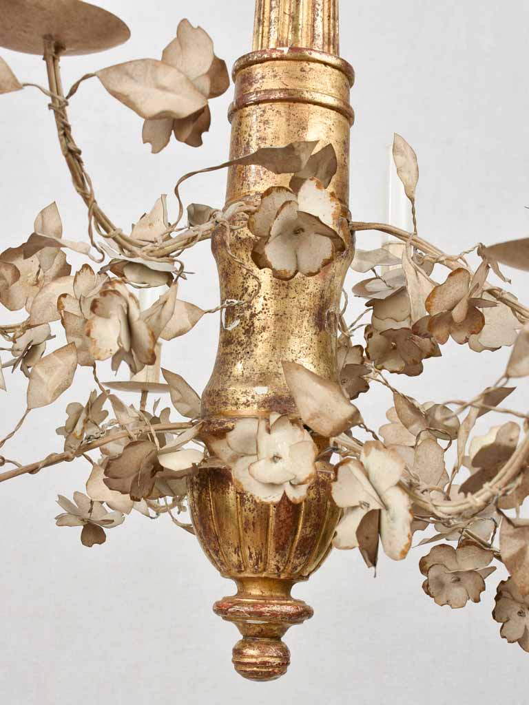 Vintage blossom tole chandelier with 8 arms 31½" x 27½"