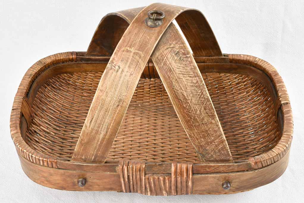 Vintage French wicker trug 20¾"