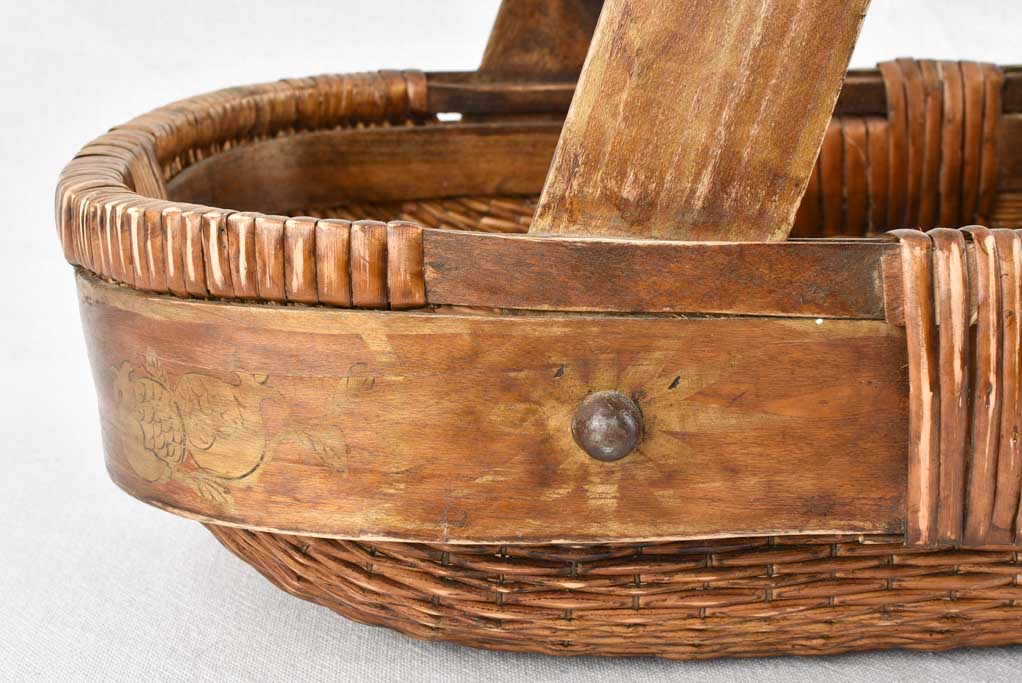 Vintage French wicker trug 20¾"
