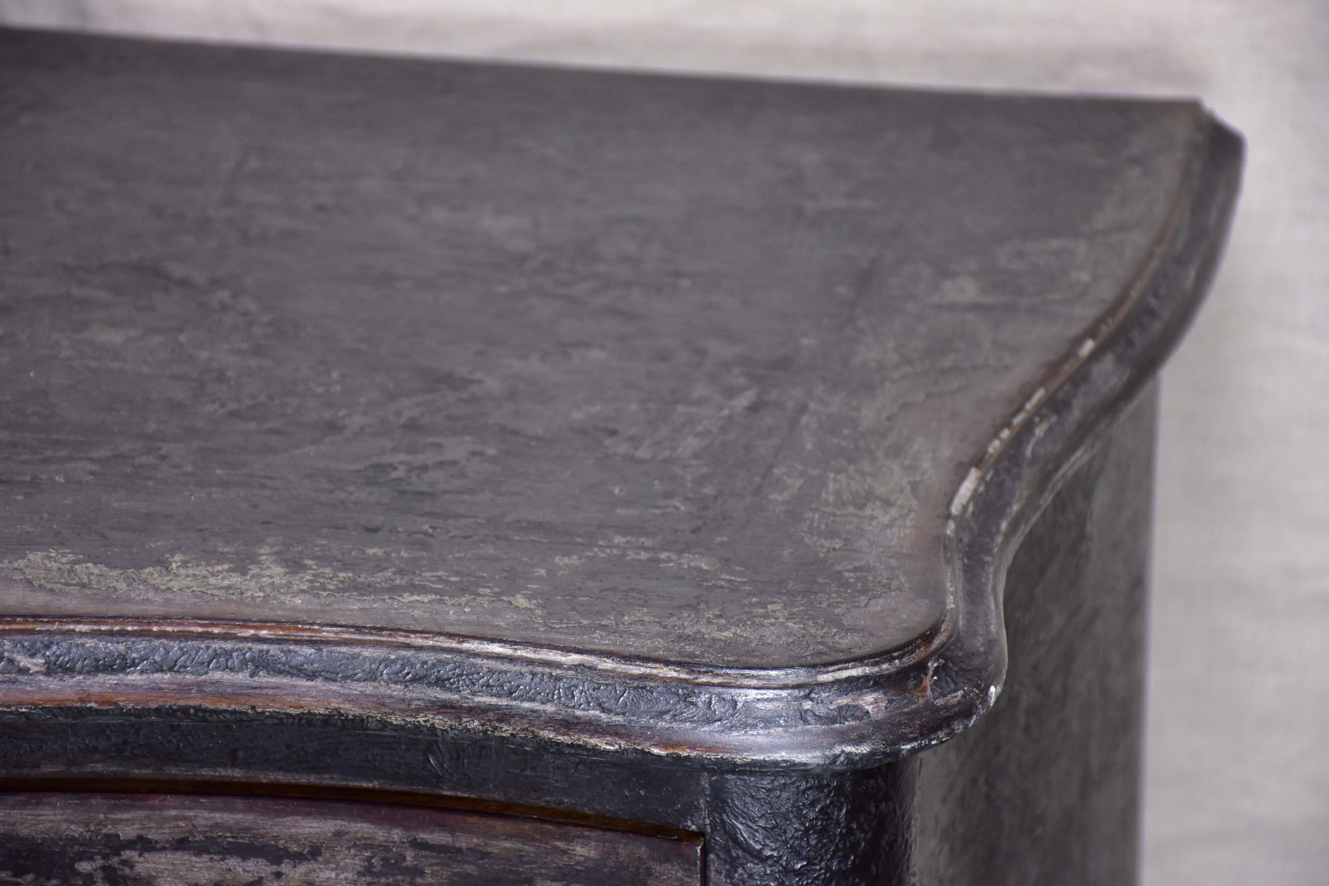 Late 18th century French commode by Hache