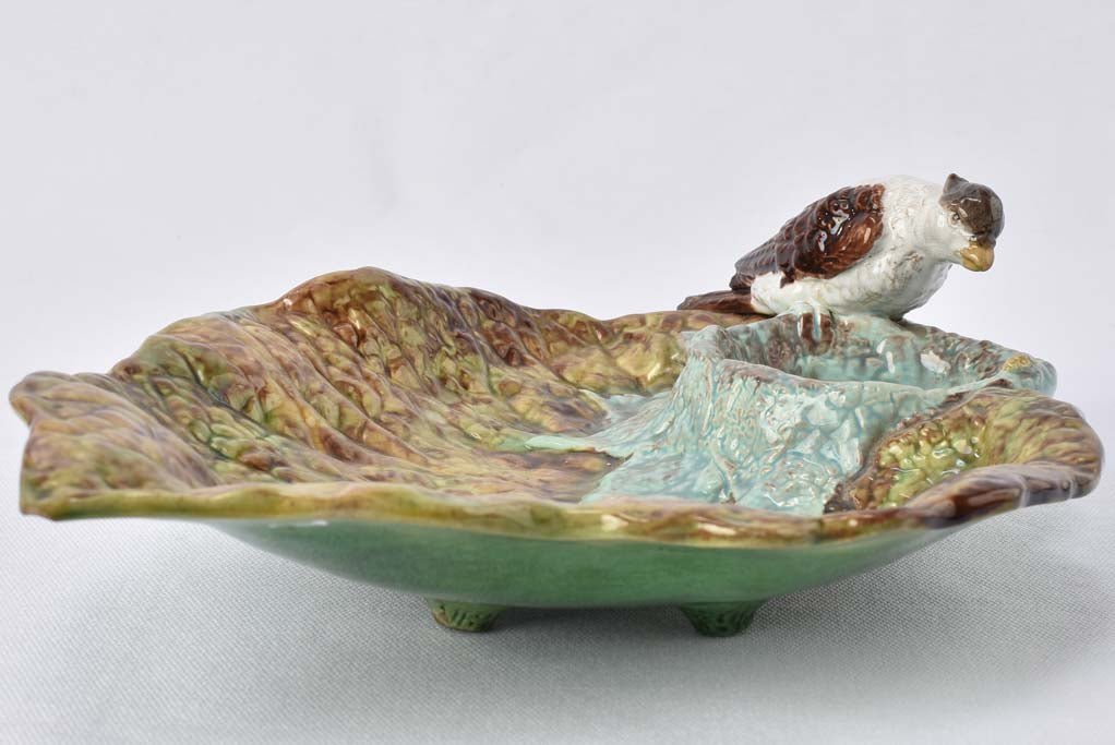 Rustic leaf-shaped aperitif serving dish