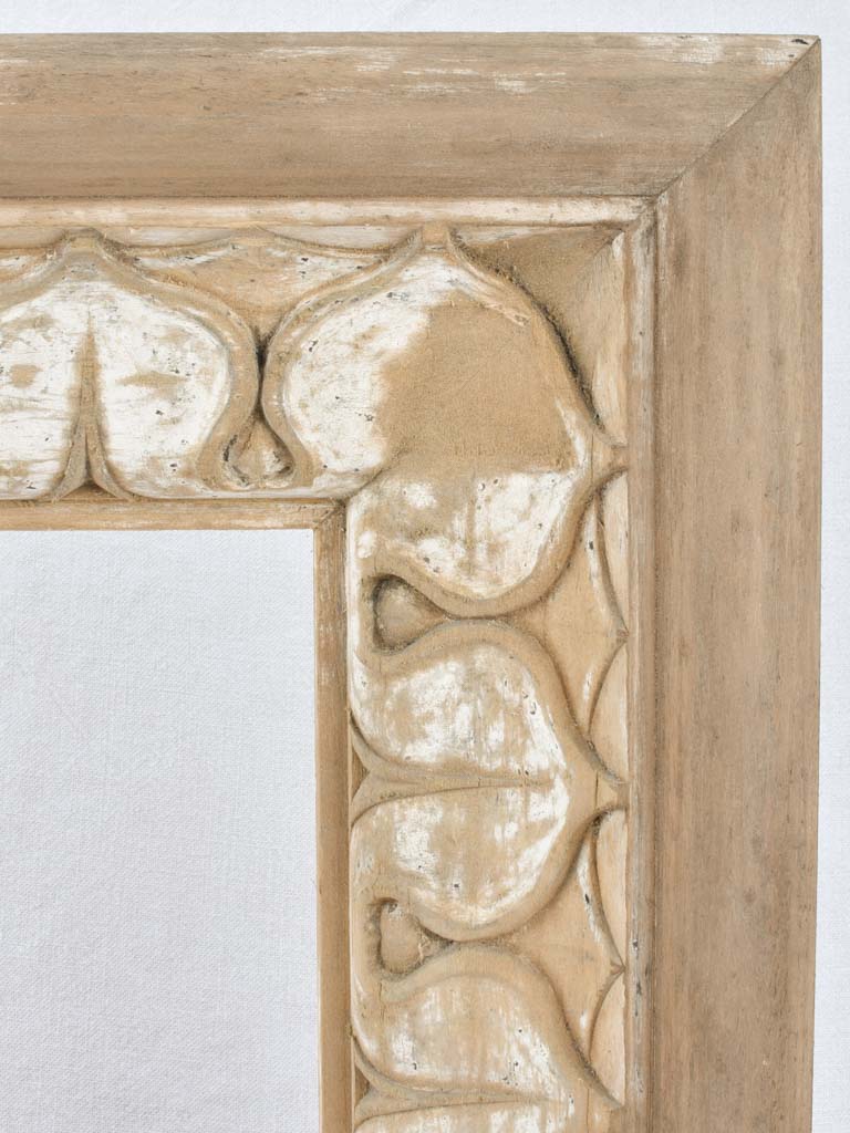 Vintage French carved wooden frame 8¾" x 12¼"