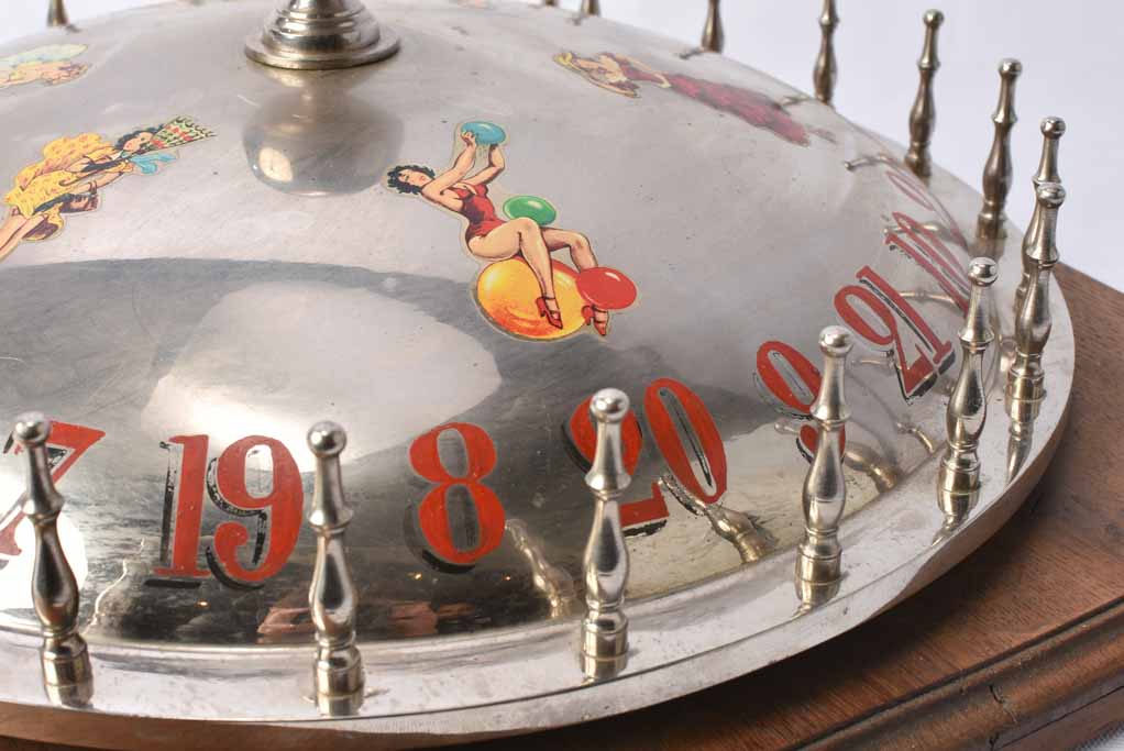 1950s roulette game from a fair w/ pinup girls 19¾"
