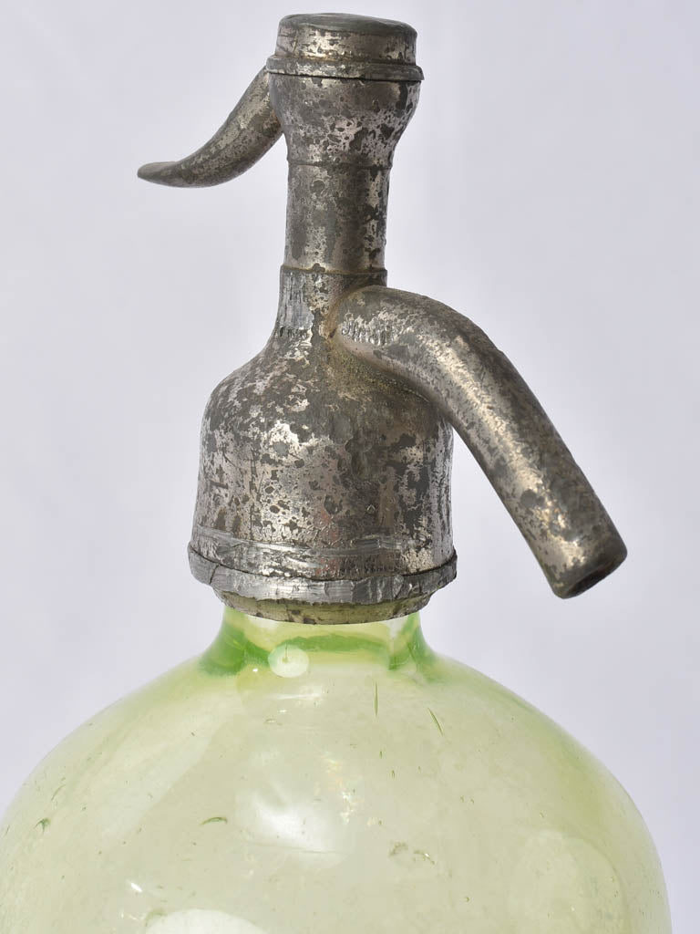 1930s Uranium glass seltzer siphon - D. Gassin Carpentras 12½"