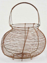 Durable metal retro egg basket
