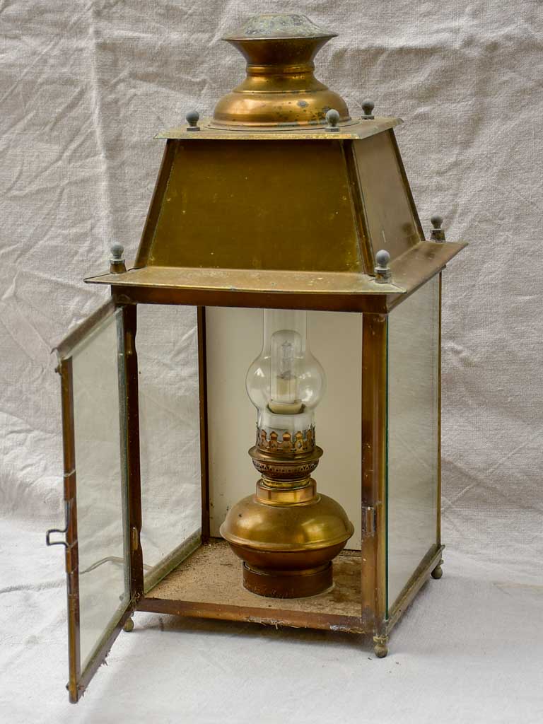 19th Century French wall sconce lantern with original oil lamp fitting, image size:768x1024