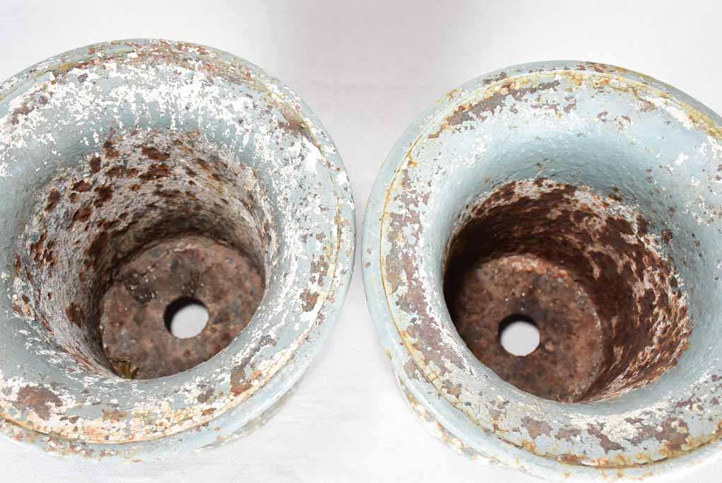 Pair of 18th-century cast iron garden urns 13"