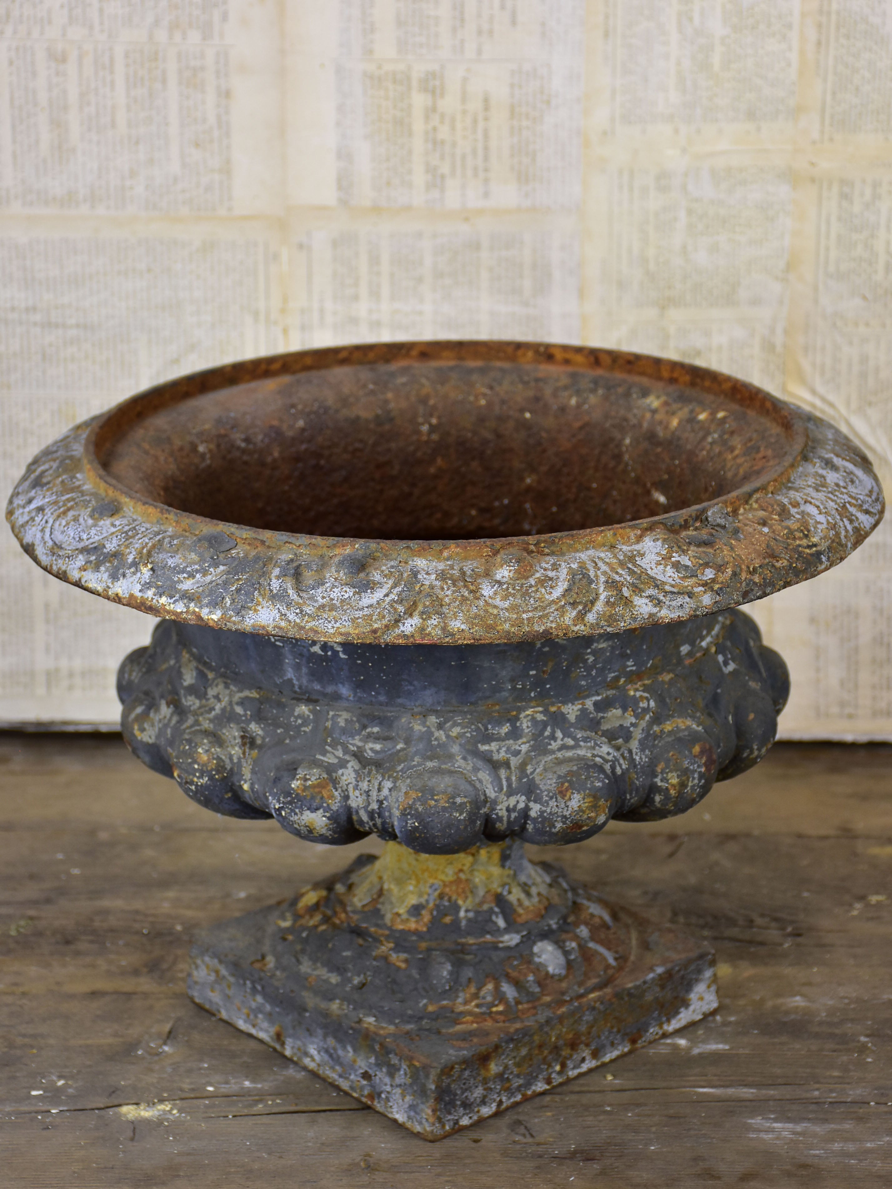 19th century French Medici garden urn