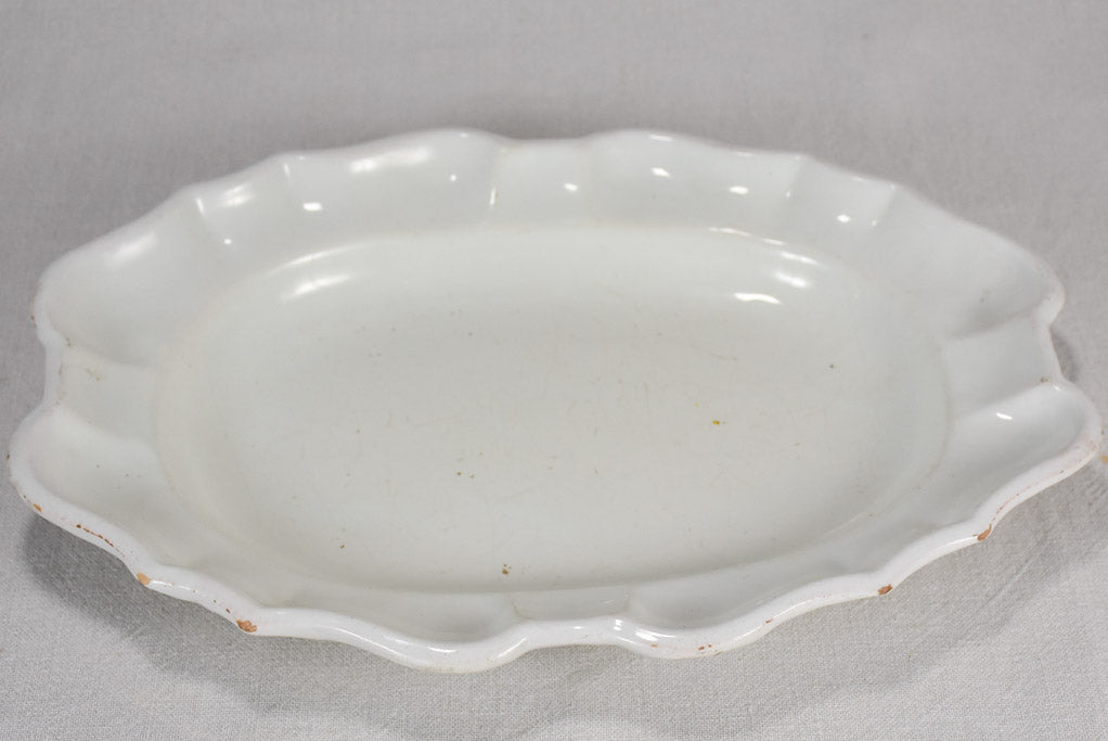 Moustiers ironstone platter with rippled edge 11¾" x 16½"