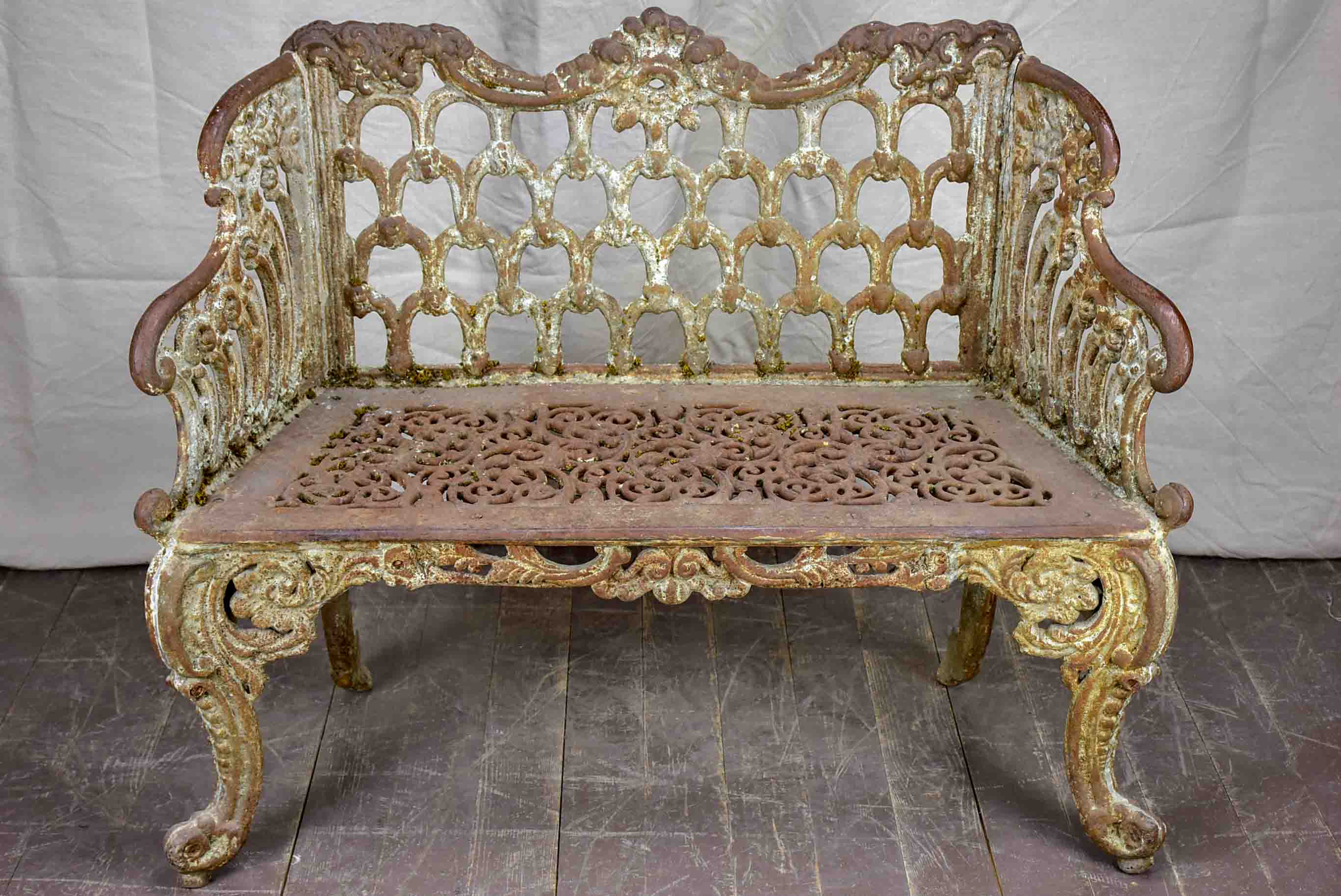 Late 19th Century English garden bench - cast iron