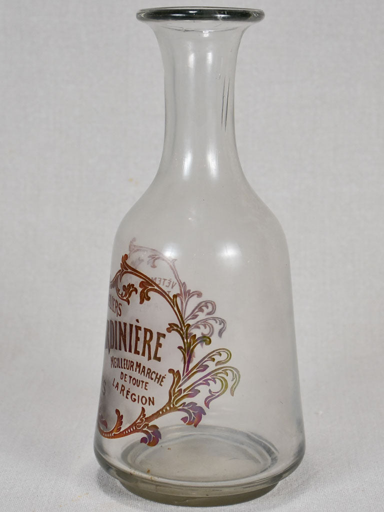 Glass carafe Côte des Cordeliers 9¾"1900s