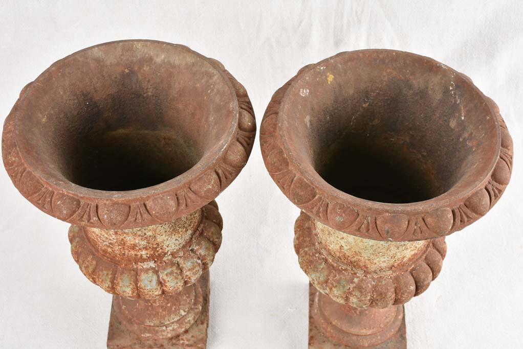 PAIR OF CAST IRON MEDICI PLANTERS - 19TH CENTURY 17"