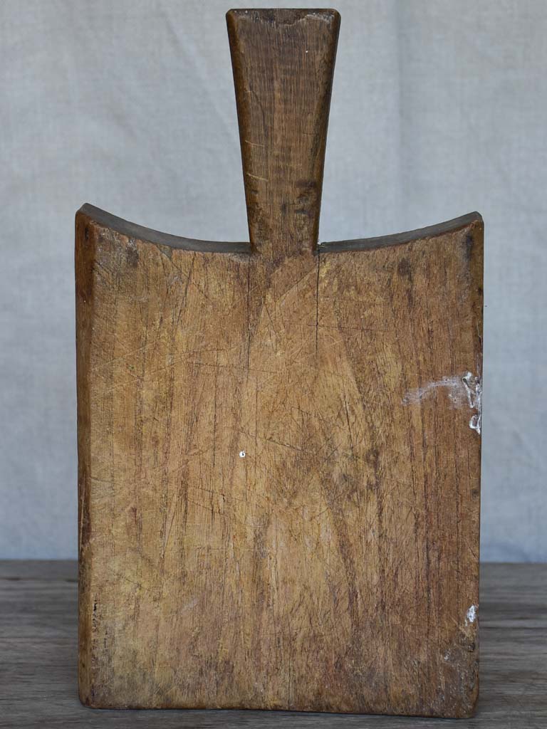 Small chunky antique French cutting board 11¾"
