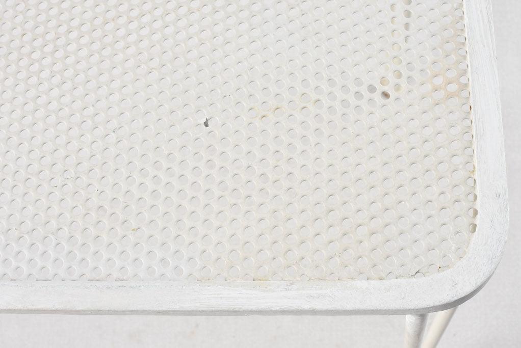 Nostalgic Mattego-look White Nesting Tables