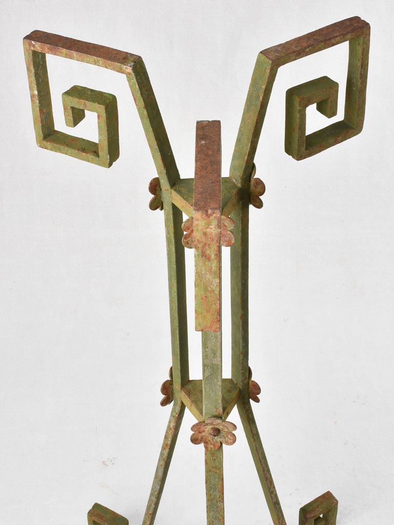 Green patina iron garden stand