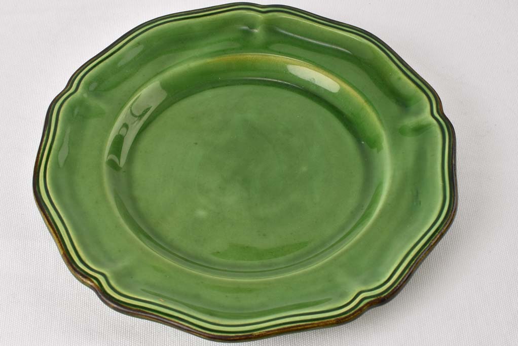 Vintage dinnerware from Dieulefit - green 45 pieces