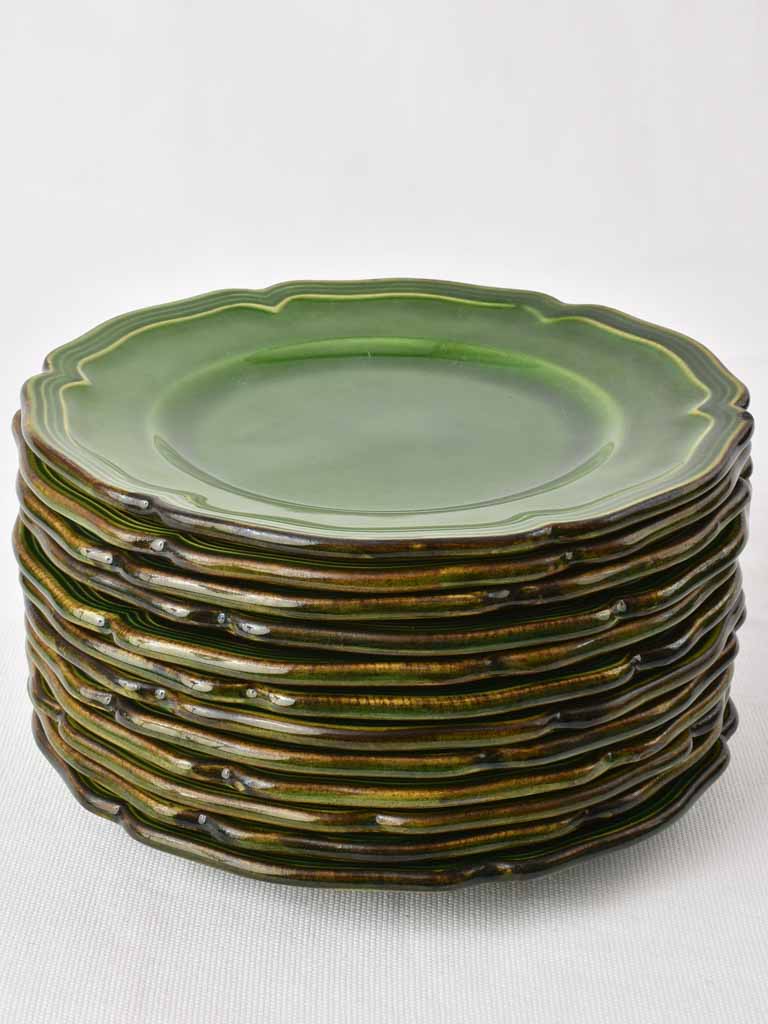 Vintage dinnerware from Dieulefit - green 45 pieces