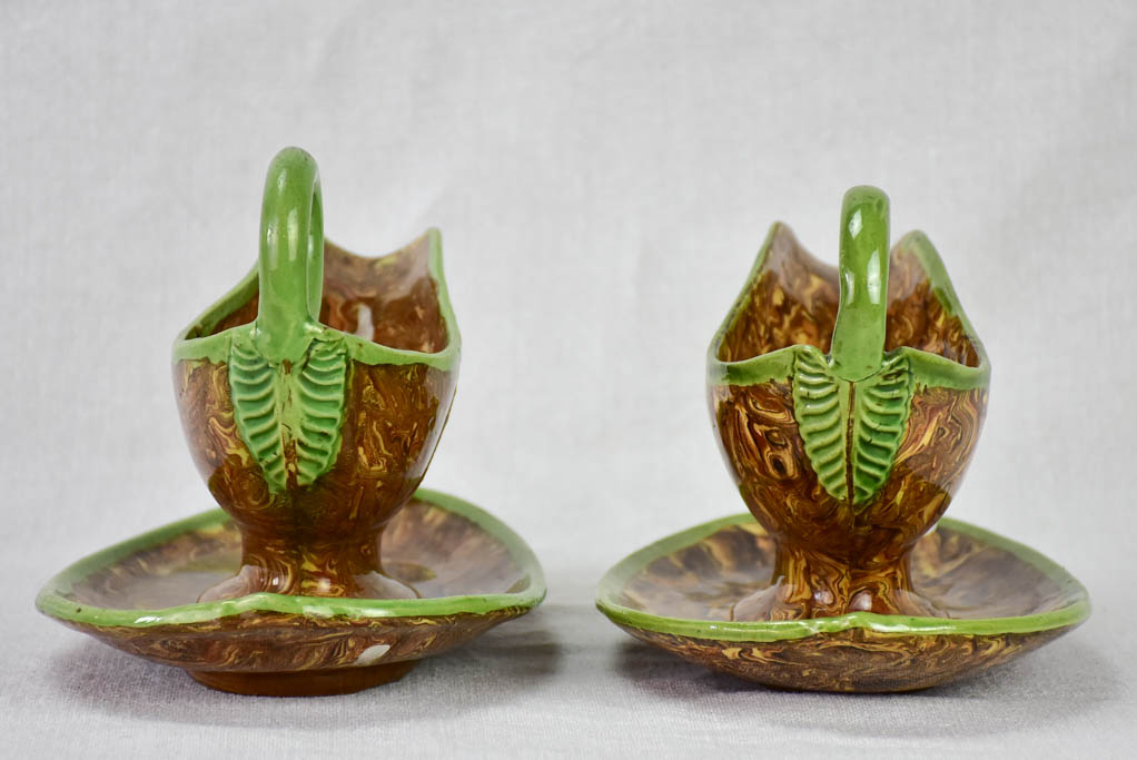 Pair of early twentieth century sauce boats - green and nougatine - Aptware