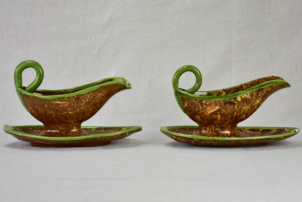 Pair of early twentieth century sauce boats - green and nougatine - Aptware