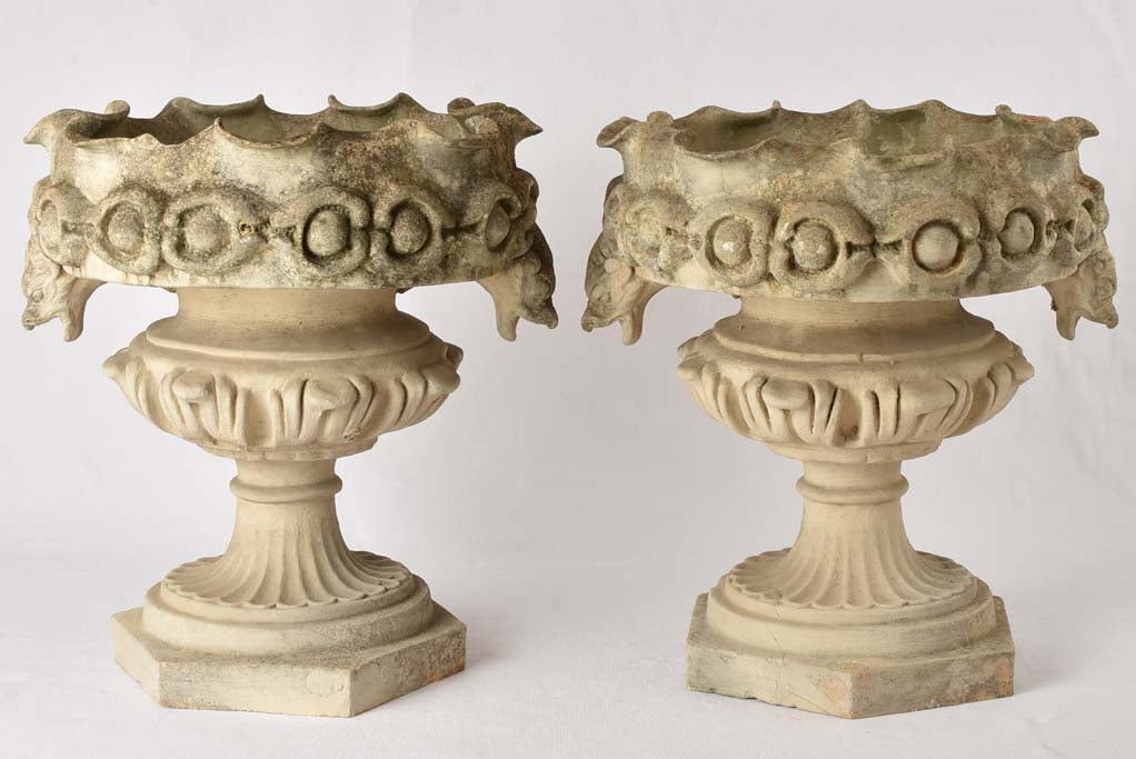 Pair of large garden planters - terracotta 17¾"
