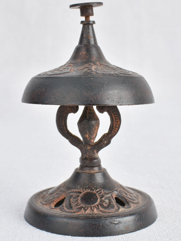Early-20th-century French hotel counter bell