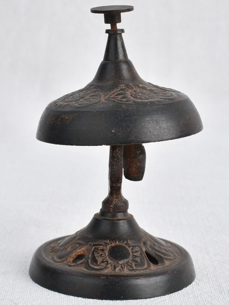 Early-20th-century French hotel counter bell