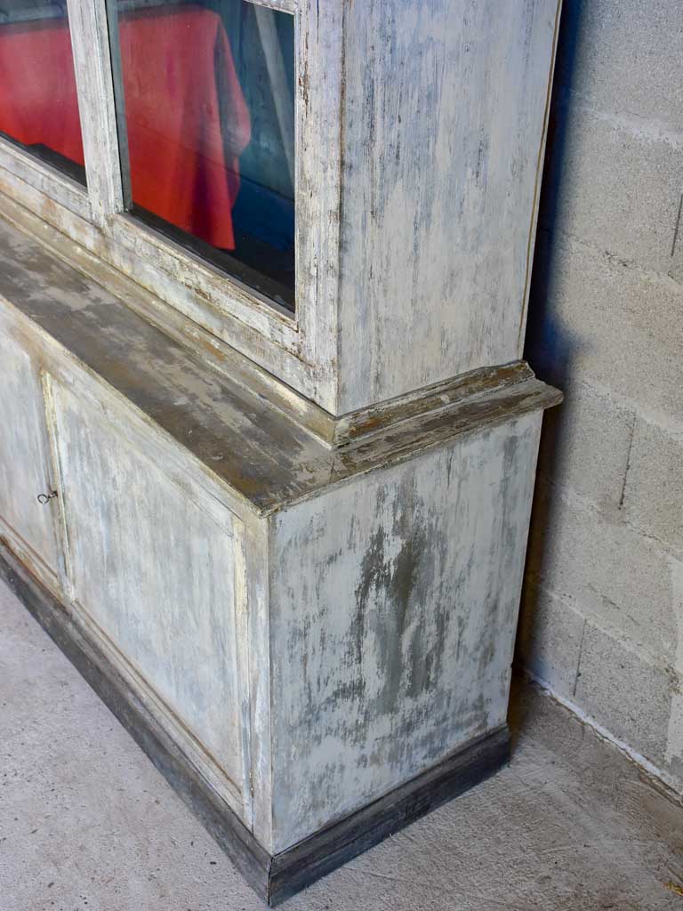 Late 19th Century French glass door cabinet / vitrine with grey and teal patina