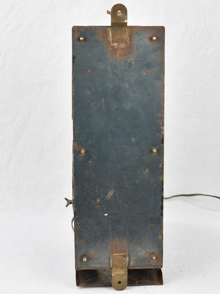 Parisian heritage aged Magic Lantern