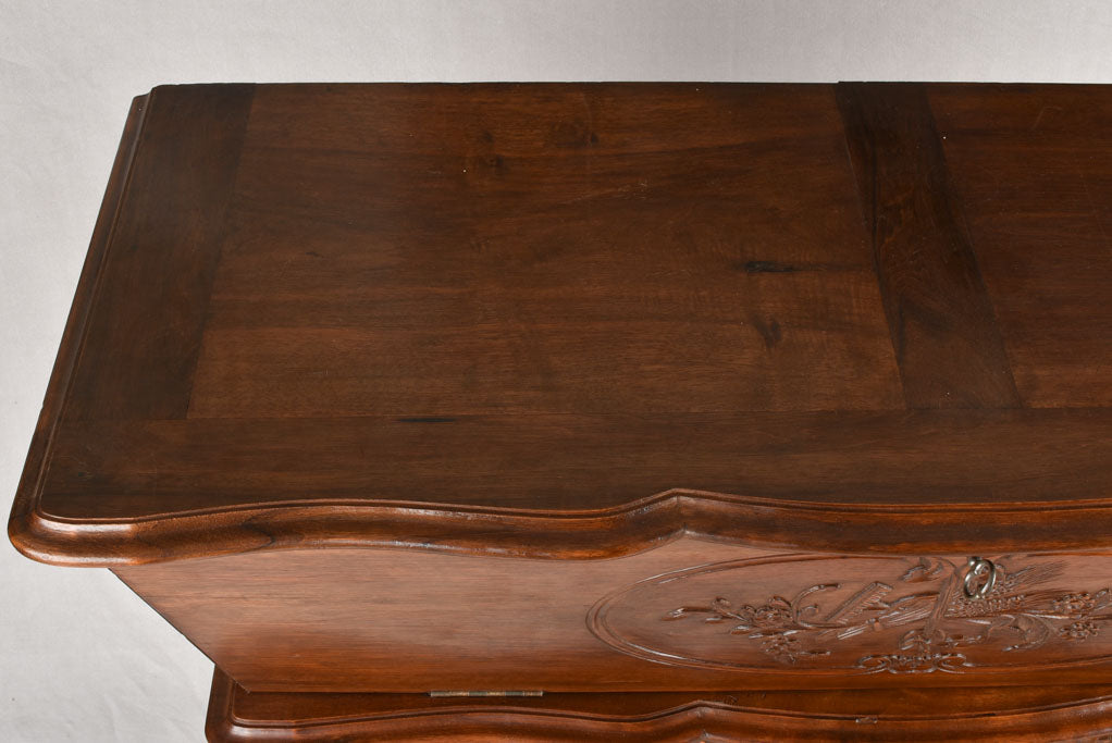 Louis XV style flour 'petrin' table 46¾"