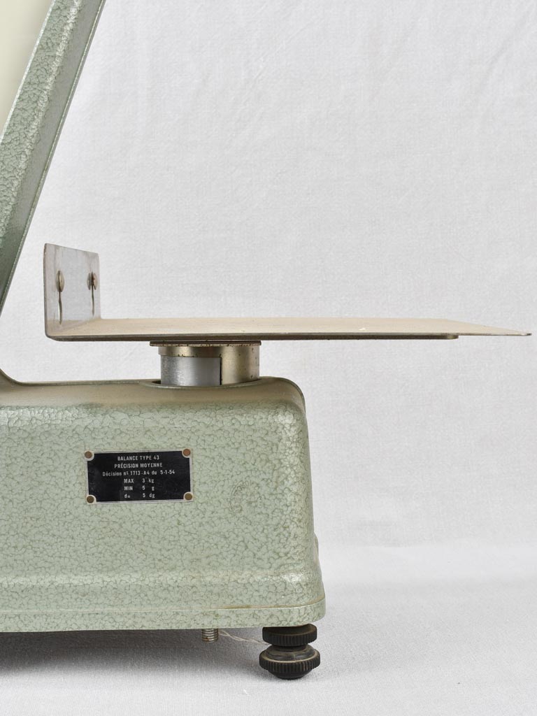 Authentic Testut general store scales