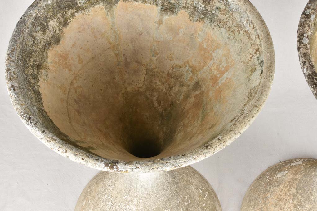 Pair of large Willy Guhl diabolo planters 38¼"