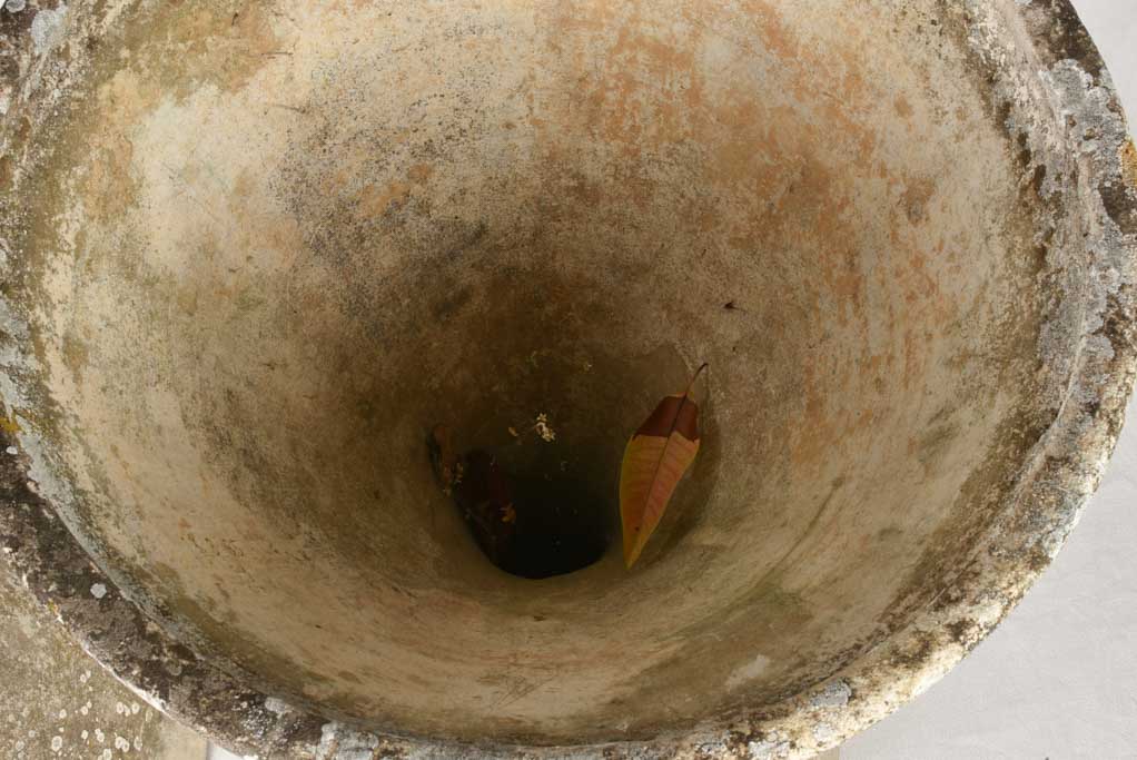 Pair of large Willy Guhl diabolo planters 38¼"