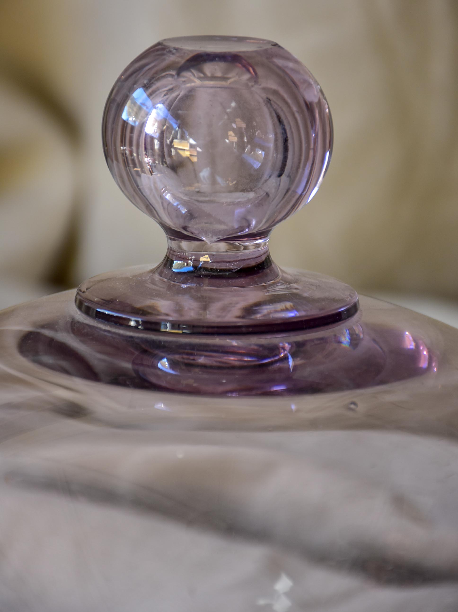 Antique French glass dome from a pâtisserie - violet