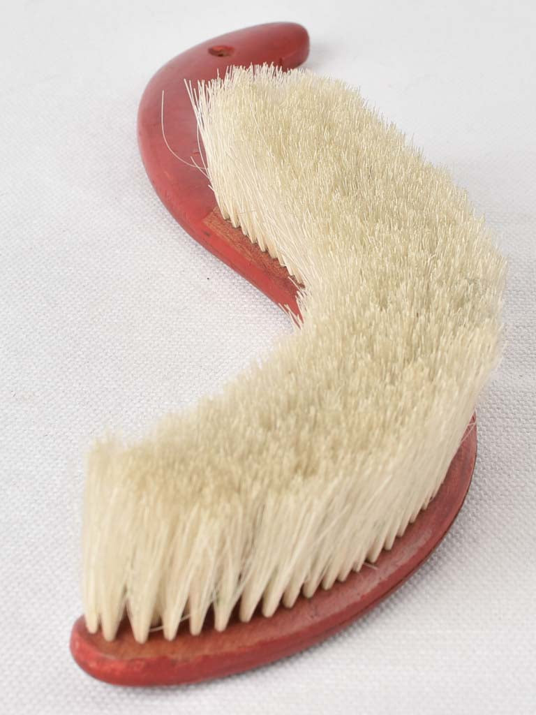 Nineteenth-century lightweight paper mâché crumber