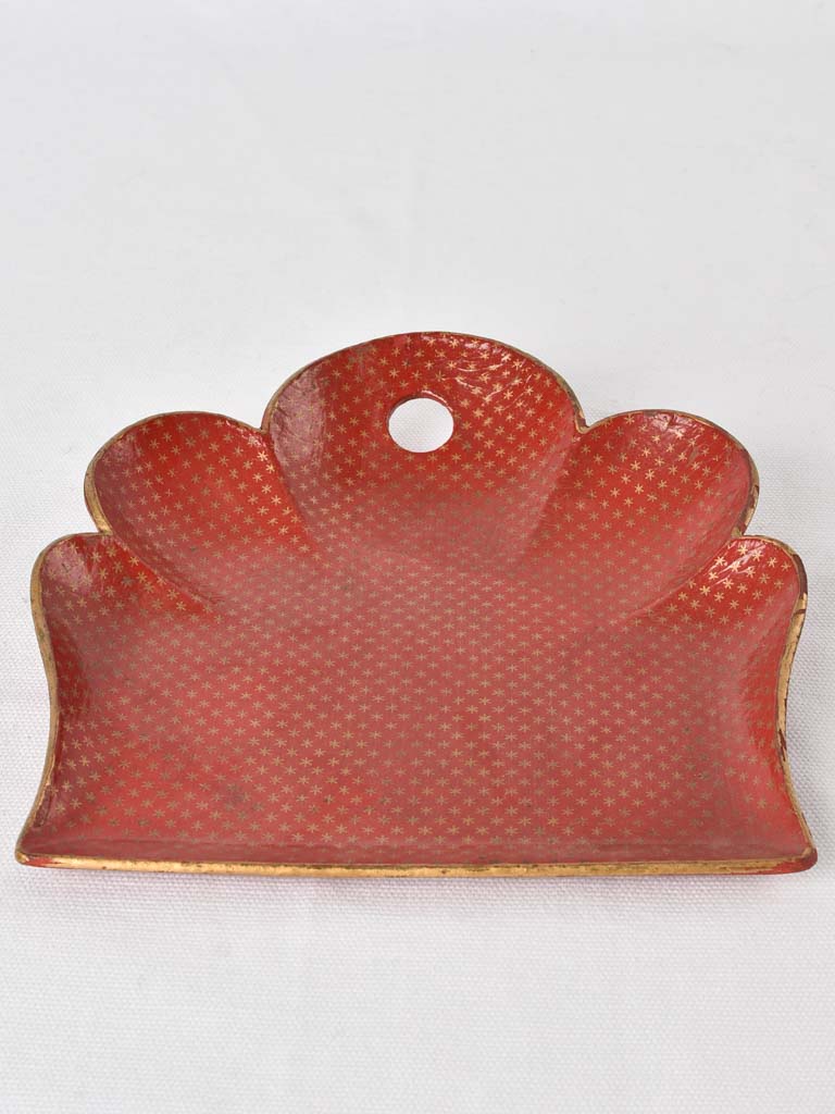 Historic bourgeois home's table cleaning set