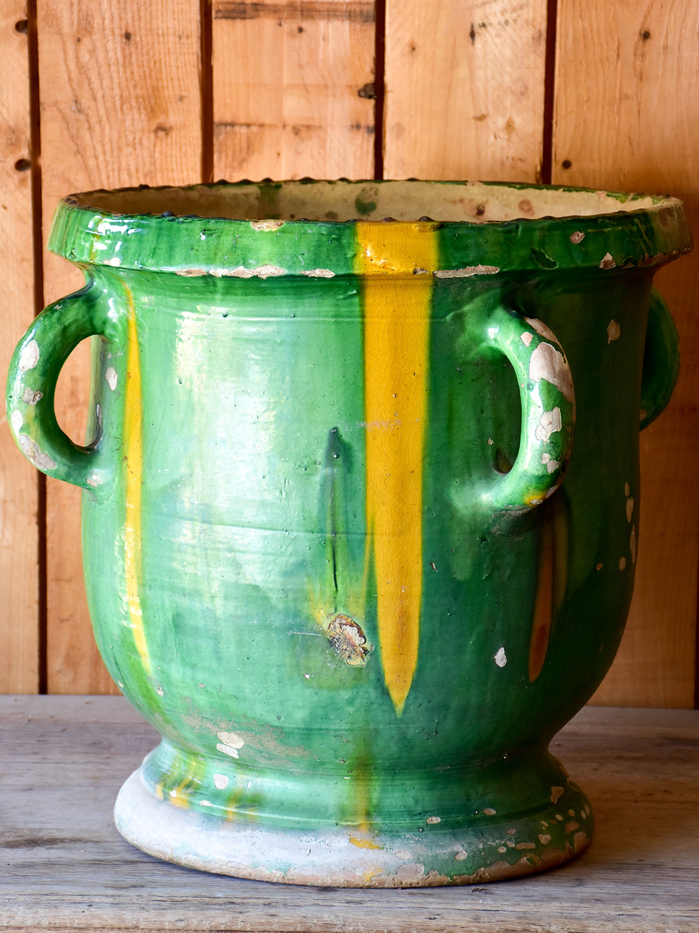Large Castelnaudary planter with four handles and green glaze