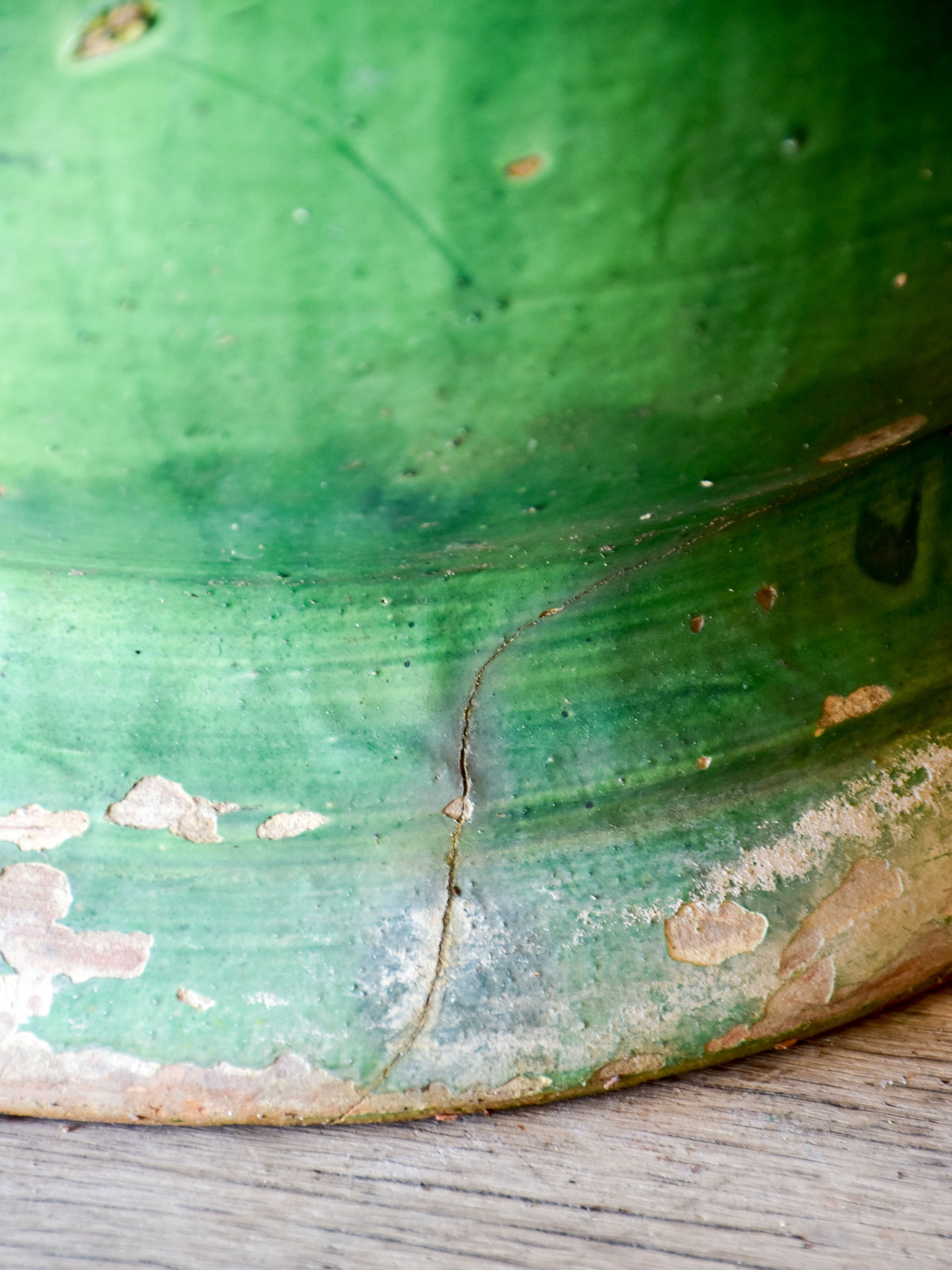 Large Castelnaudary planter with four handles and green glaze