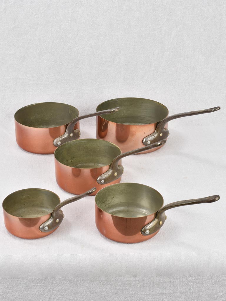 Saucepans, copper, antique (5 pieces)