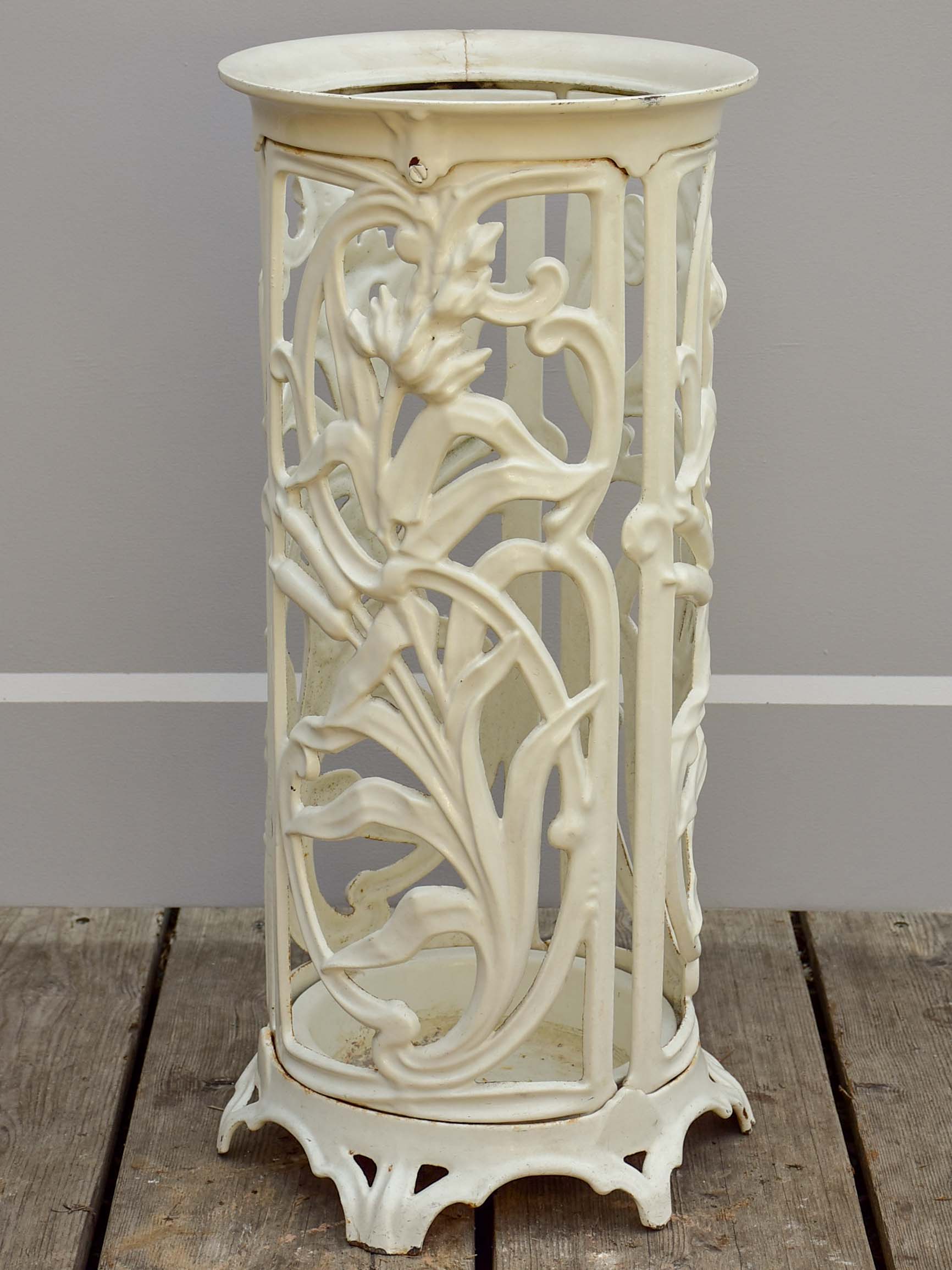 Art Nouveau umbrella stand